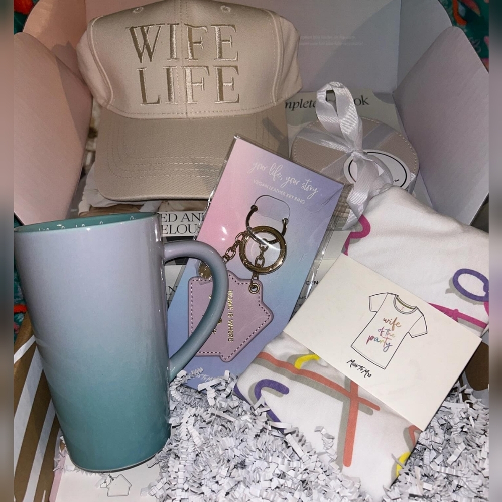 'MISS to MRS' bridal box💍#2 ("It's Official")